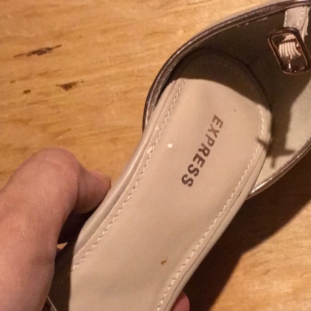 Express Sandals - Picture 6 of 10